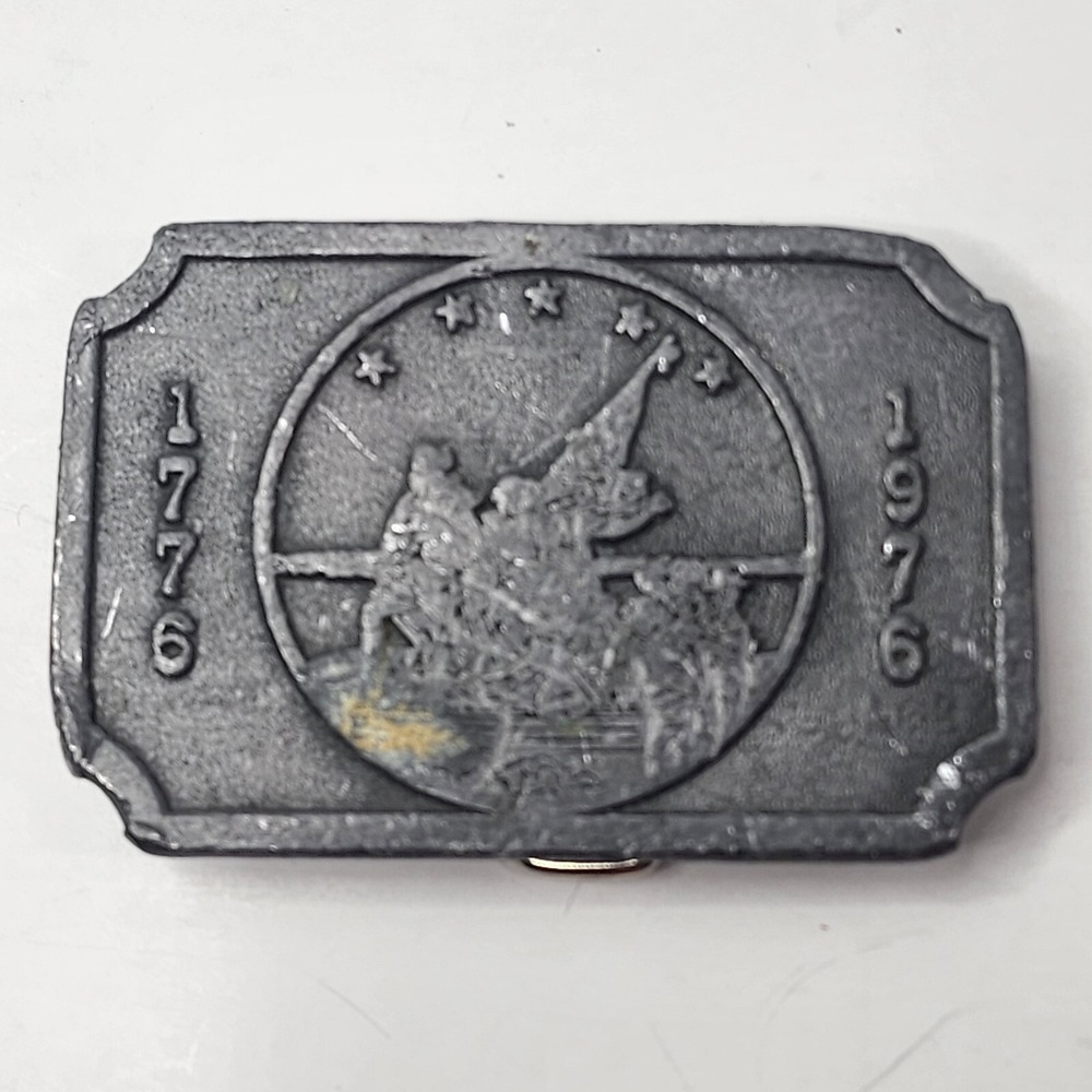 Vintage Bicentennial 1776-1976 -Belt Buckle Hit Line Made In USA